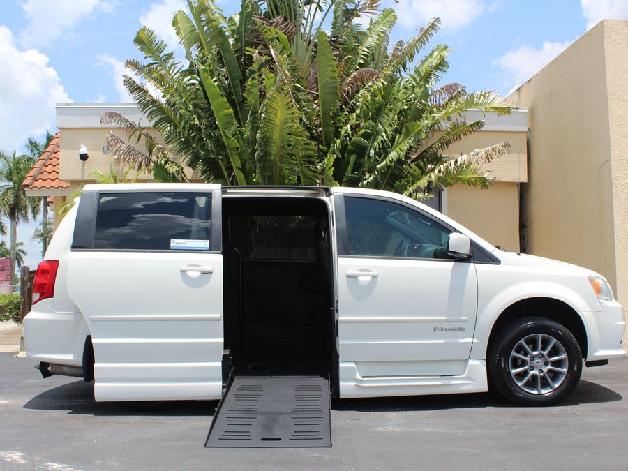 2011 Dodge Grand Caravan R/T